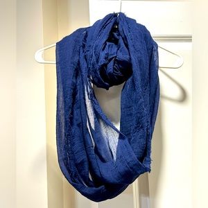 Infinity scarf